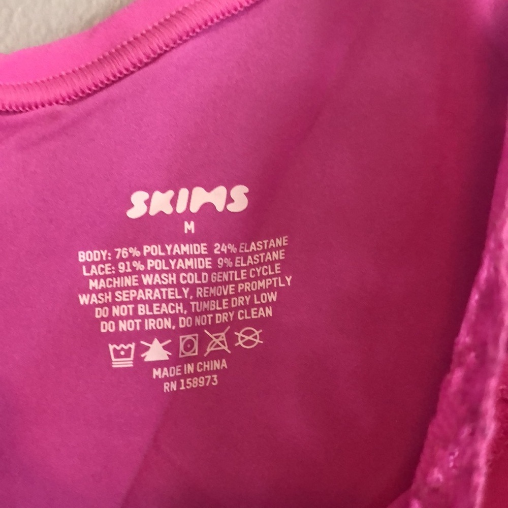 SKIMS Fits Everybody Dress, Neon Orchid, size M, NWOT - Picture 5 of 8